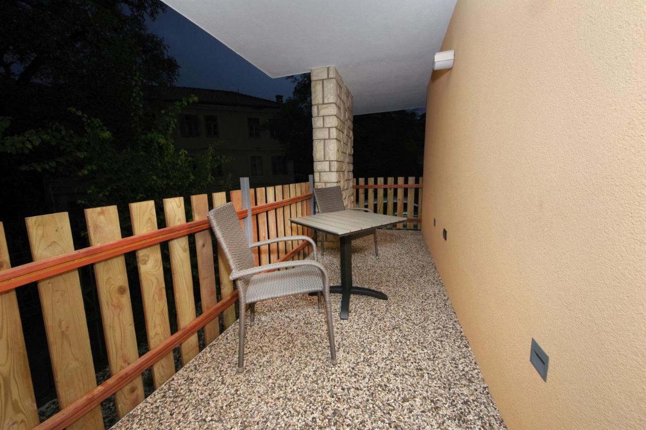 Riverside Apartments Most na Soči Exterior foto